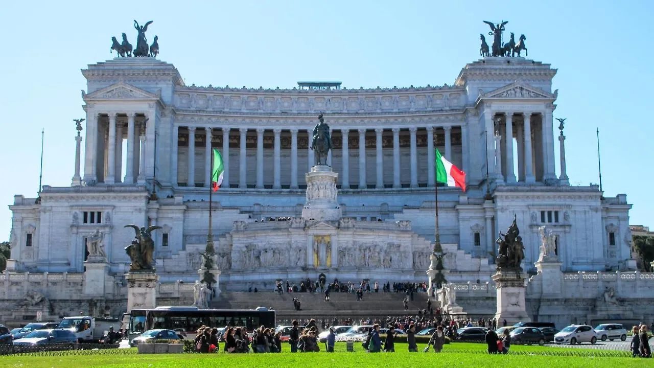 Casa Arco Della Chiesa Nuova - Pantheon & Navona Apartment Rome Italy